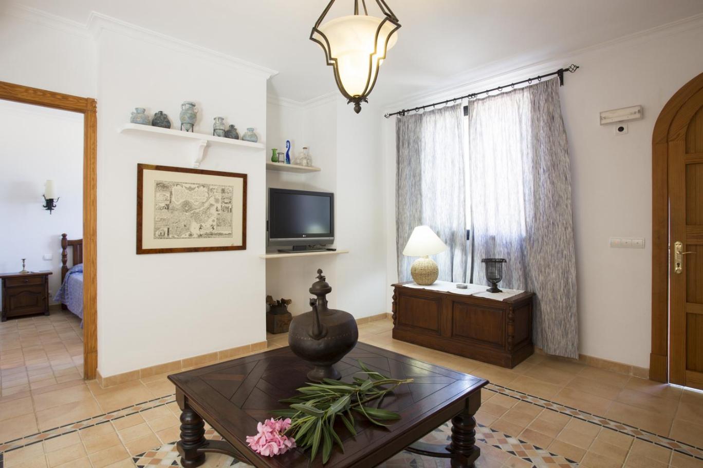 Villa With Private Mountain Ideal Runners Trailers Near Beach Approx 5 Min Walking Beach,Property Belong Puerto Pollensa Villas And Apartments Экстерьер фото