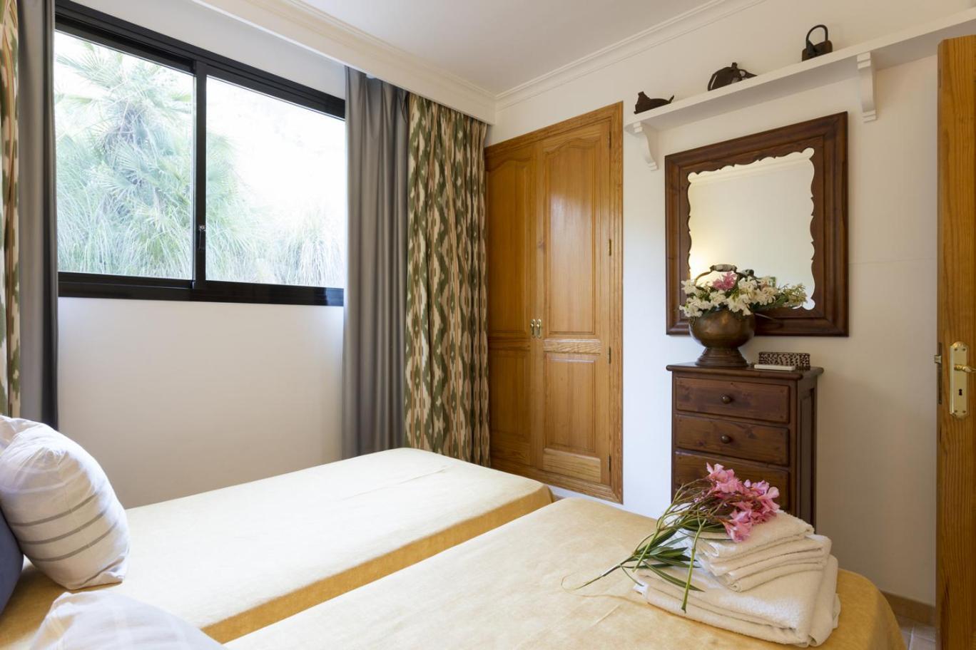 Villa With Private Mountain Ideal Runners Trailers Near Beach Approx 5 Min Walking Beach,Property Belong Puerto Pollensa Villas And Apartments Экстерьер фото