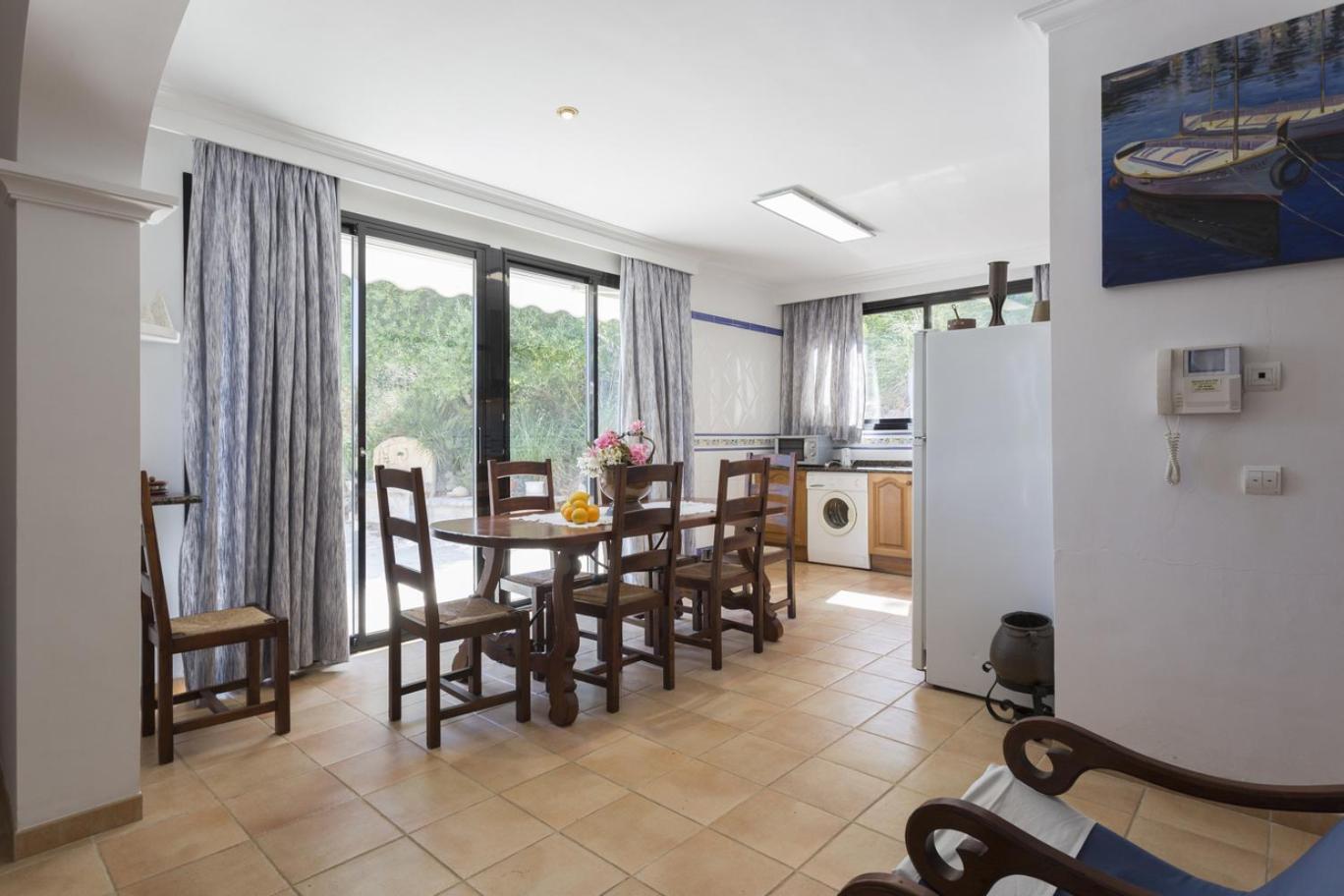Villa With Private Mountain Ideal Runners Trailers Near Beach Approx 5 Min Walking Beach,Property Belong Puerto Pollensa Villas And Apartments Экстерьер фото