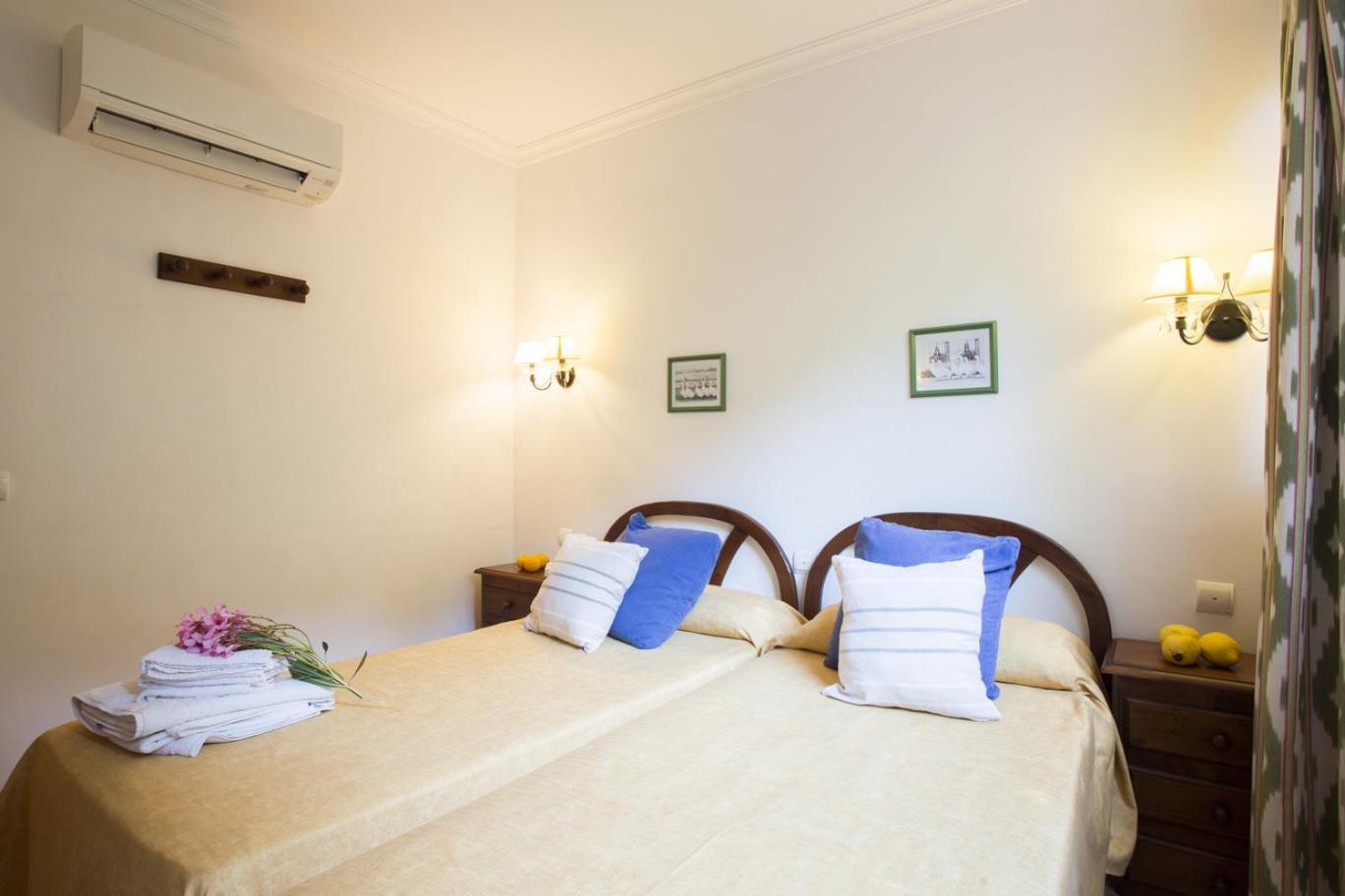 Villa With Private Mountain Ideal Runners Trailers Near Beach Approx 5 Min Walking Beach,Property Belong Puerto Pollensa Villas And Apartments Экстерьер фото