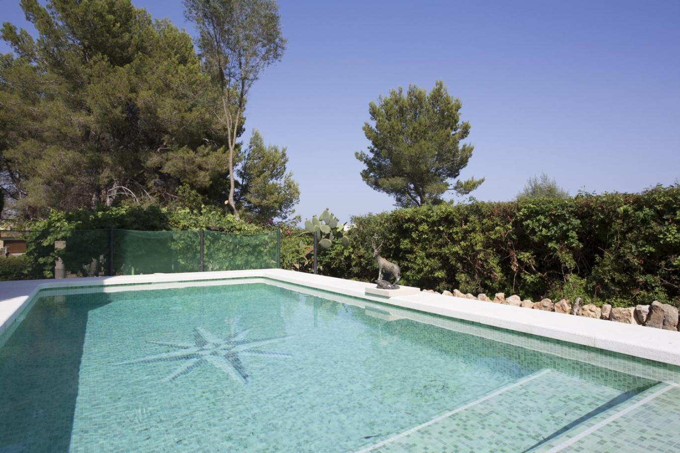 Villa With Private Mountain Ideal Runners Trailers Near Beach Approx 5 Min Walking Beach,Property Belong Puerto Pollensa Villas And Apartments Экстерьер фото